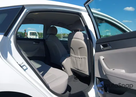 2018 Hyundai Sonata Se из США, поврежденный, VIN 5NPE24AF6JH720014